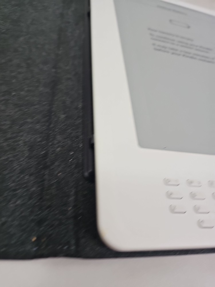 Amazon Kindle DX 2nd Gen Graphite D00801 Needs Power Cord
