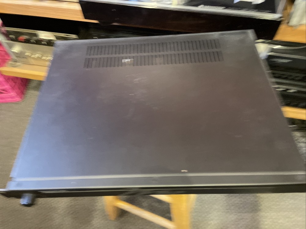 Middle Atlantic LT-1R Rackmount Light Spring Loaded LED Case No Power Supply