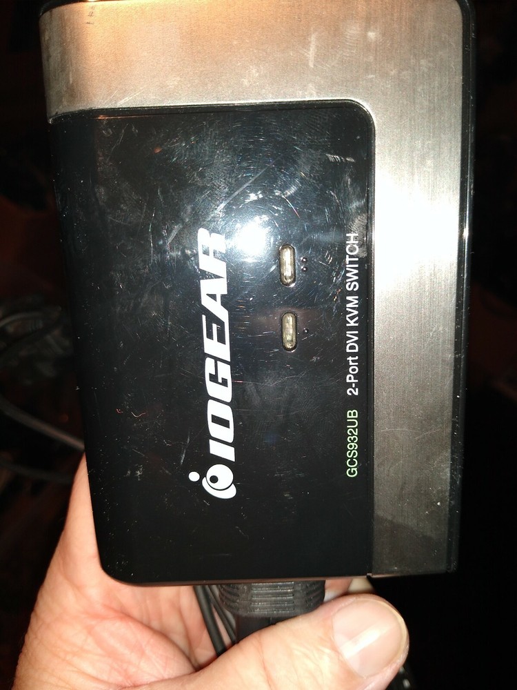 Iogear 2-port Usb Dvi Cable Kvm Switch - 2 Computer[s] -