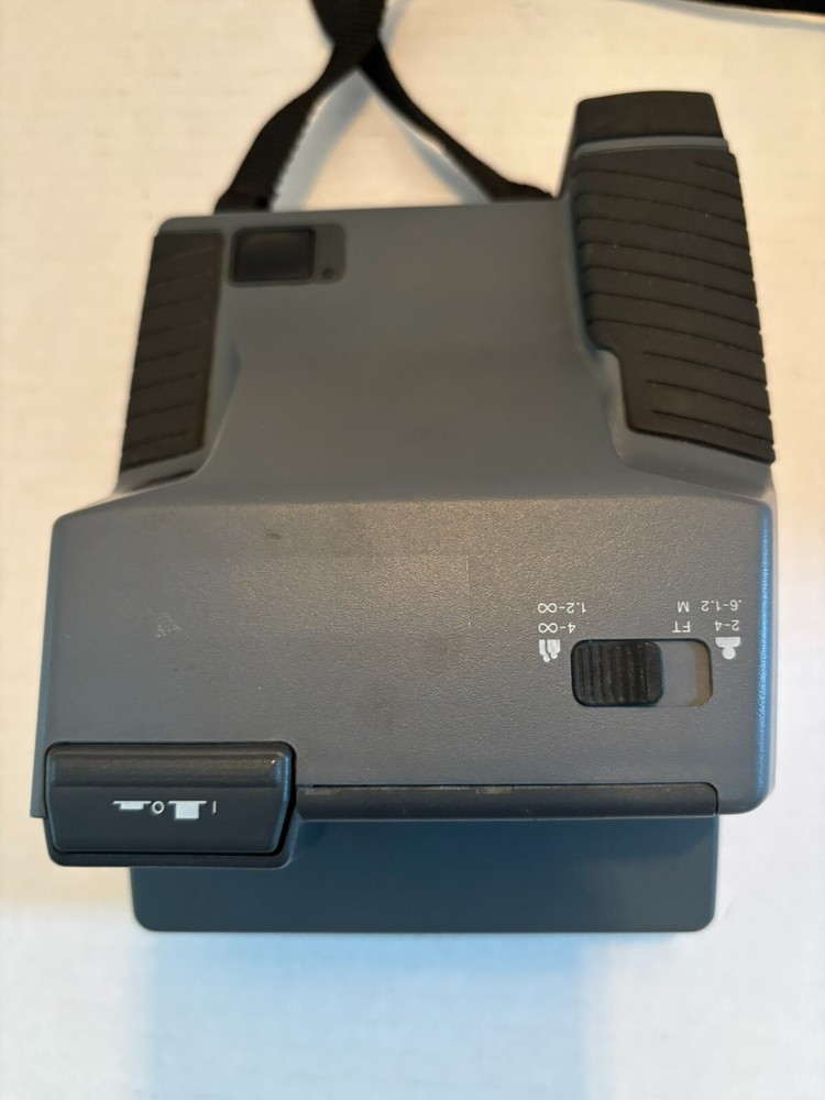 Vintage Polaroid Impulse Instant Camera with Strap using 600 Film Not Tested