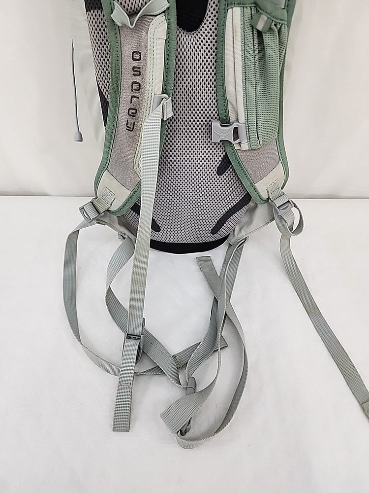 Osprey Verve 4 Hydration Backpack Green HydraLock Hiking Biking Pack Adjustable