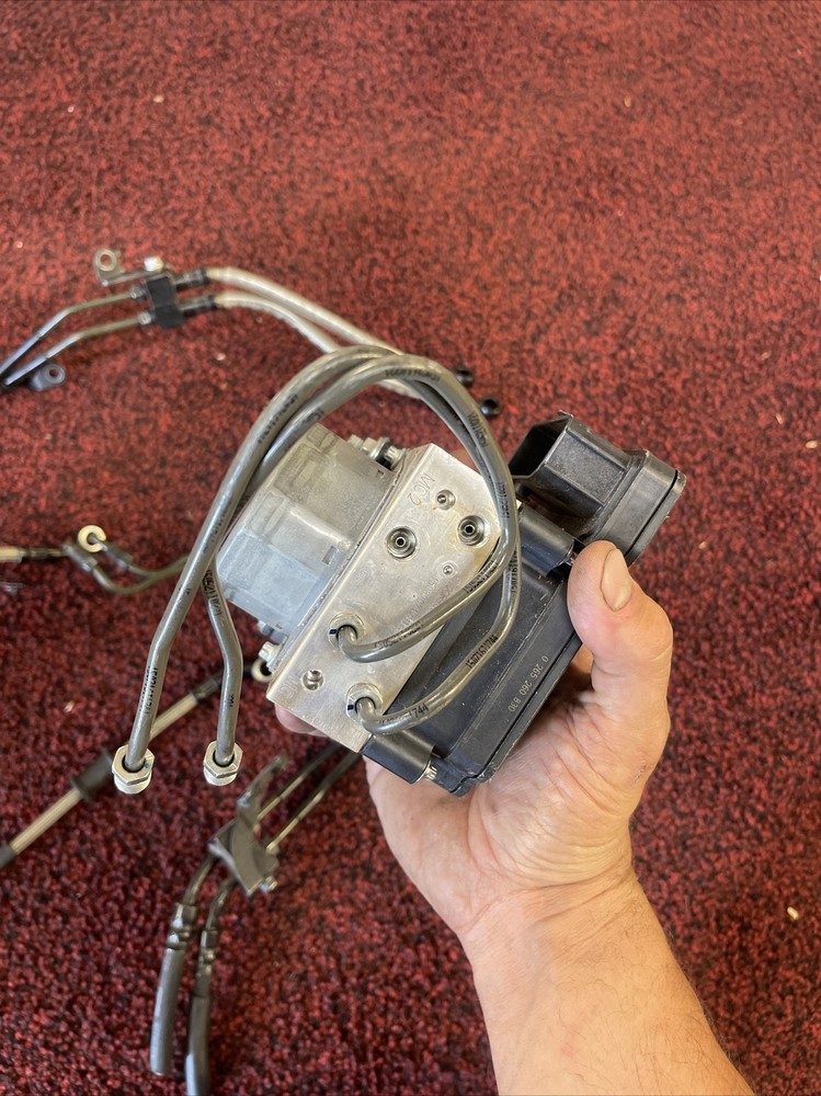 2018 YAMAHA YZF R1 ABS PUMP UNIT MODULE