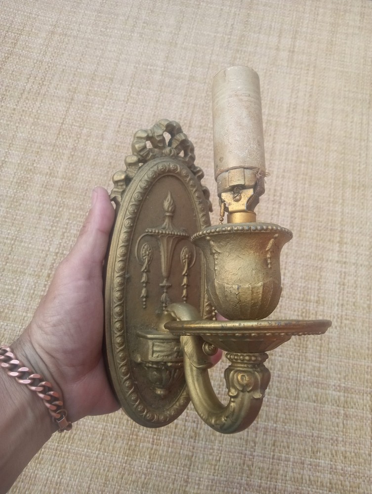 Single ANTIQUE  Wall Sconce Architectural Salvage Light Fixture
