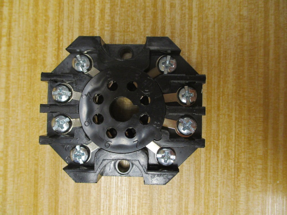 Custom Connector RB08 Relay Socket