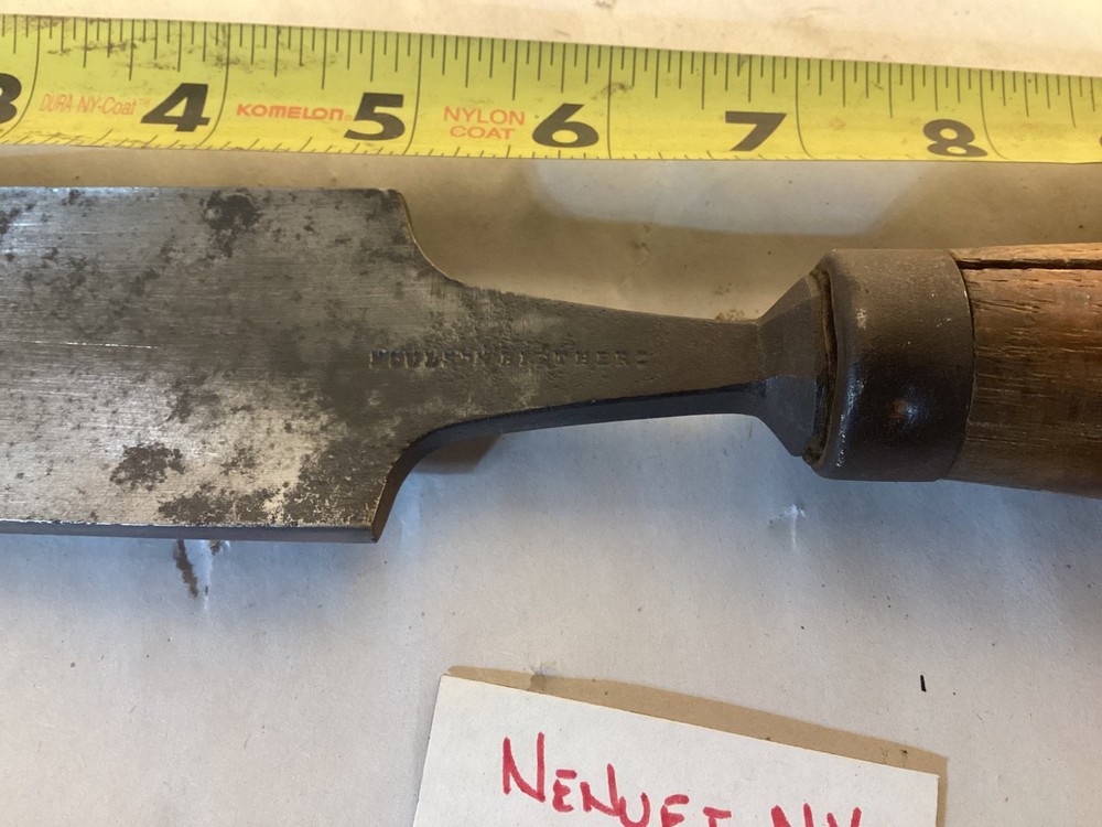 Vintage Moulson Bros. 2" chisel