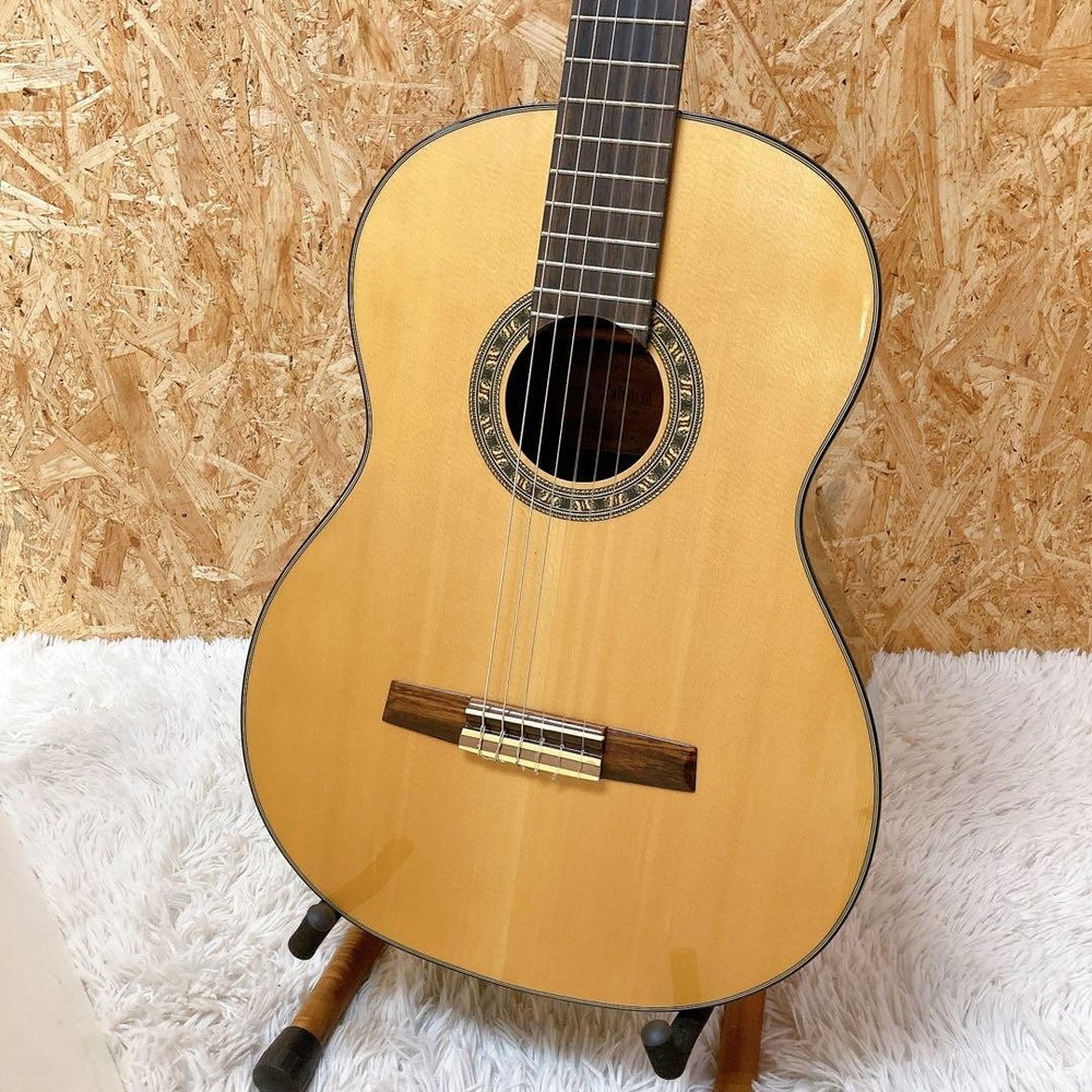 Valencia CG200 Classical Guitar With Tuning, Light Wear, No Case