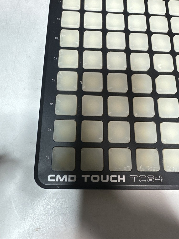 Behringer CMD TOUCH TC64 Clip Launch Controller 64 button MIDI pad