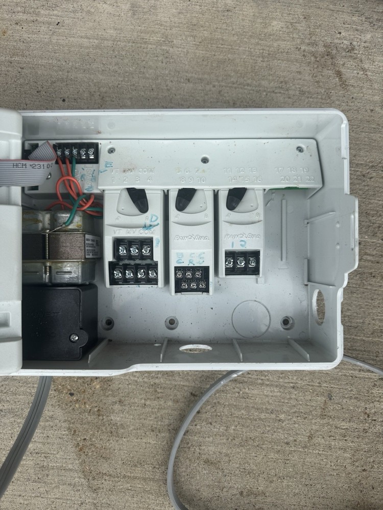 Rain Bird ESP-Me Digital Sprinkler Controller Rain Sensor Auto Run Outdoor