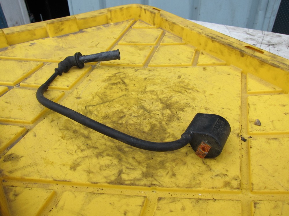 2001 Suzuki SV650 OEM ENGINE COIL