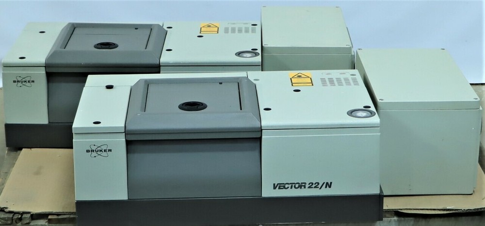 BRUKER VECTOR 22 22/N SPECTROMETER