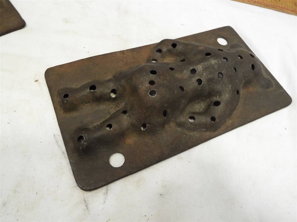 Vintage Cast Iron Teddy Bear Baking Mold Cake Pan 7"