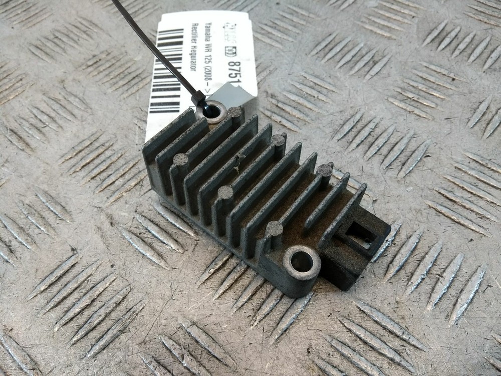 2013 YAMAHA WR 125  RECTIFIER REGULATOR