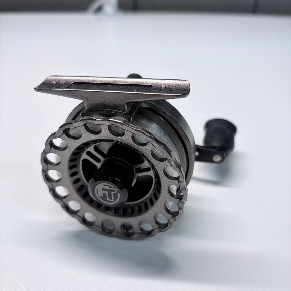 [Limited until 4/22] FUN TOOL Fan Tool Kuroh light right