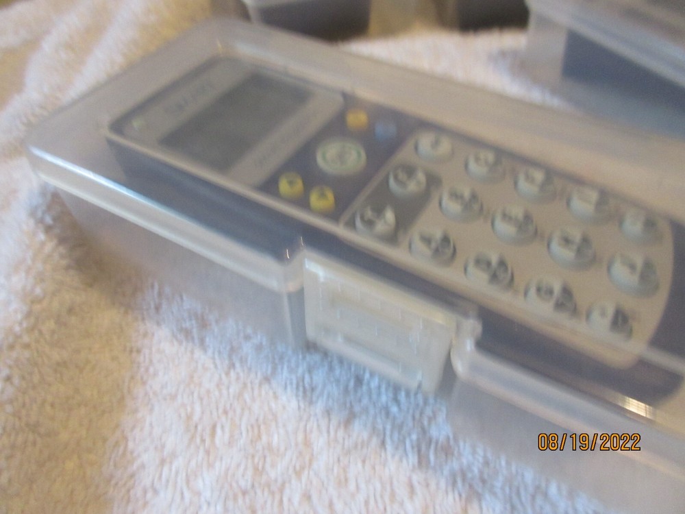 SMART Technologies 10 Smart Response PE Remotes Each w/ Individual Plastic Case