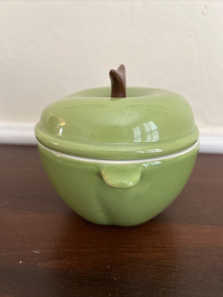 Technique KF144 Ceramic Green Apple Dish with Lid Covered Dish Jar 5”W 4.5”T