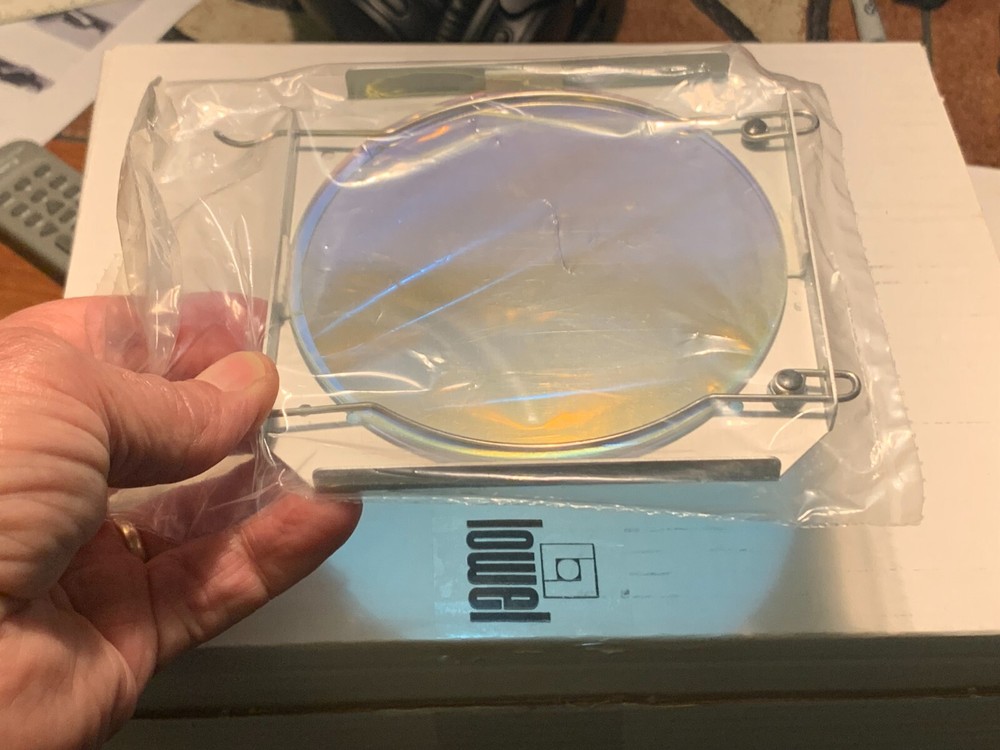 Lowel DP lighting DP Barndoor and filters