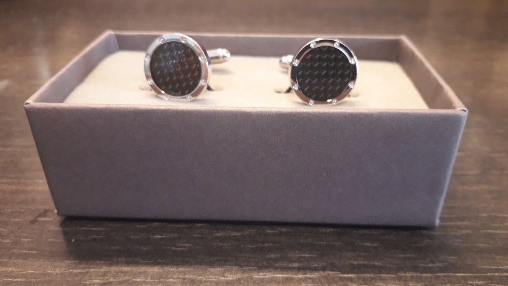 Round Black Carbon Fiber Cufflinks