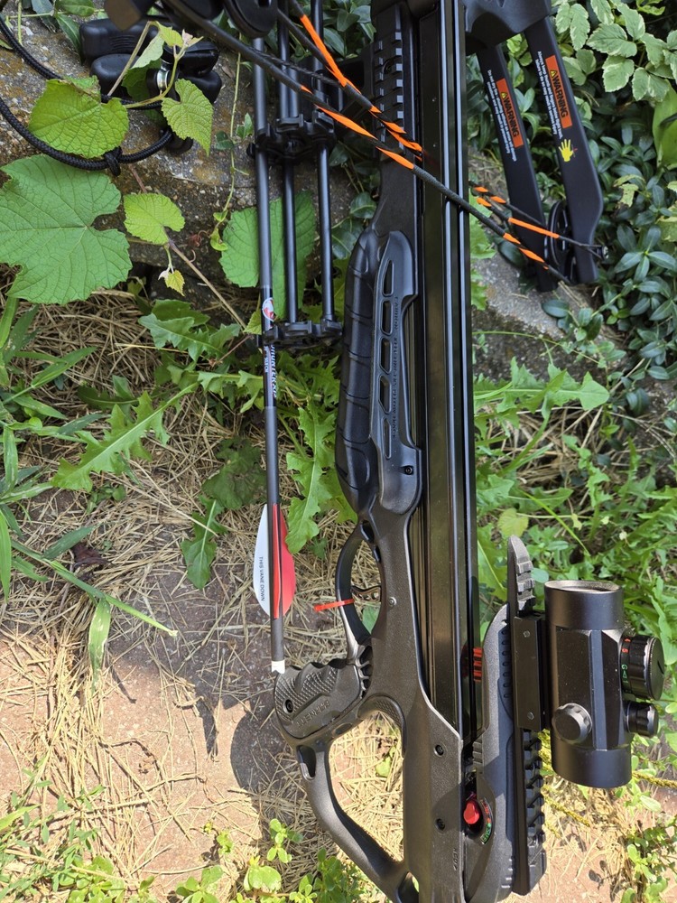 Barnett XP350 Bow Hunting Crossbow - Black
