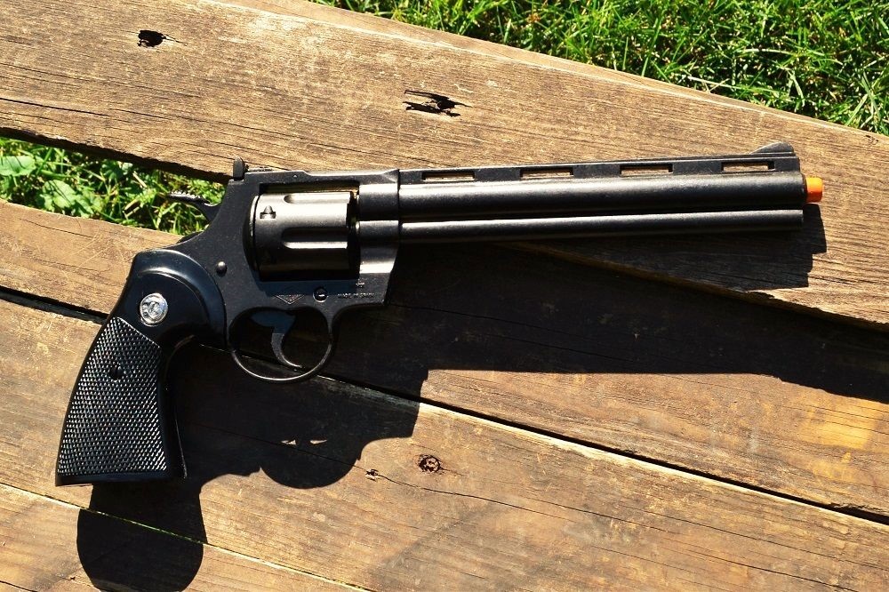 Non-Firing Colt Python .357 Magnum Revolver - 357 - 8" Barrel - Denix Replica
