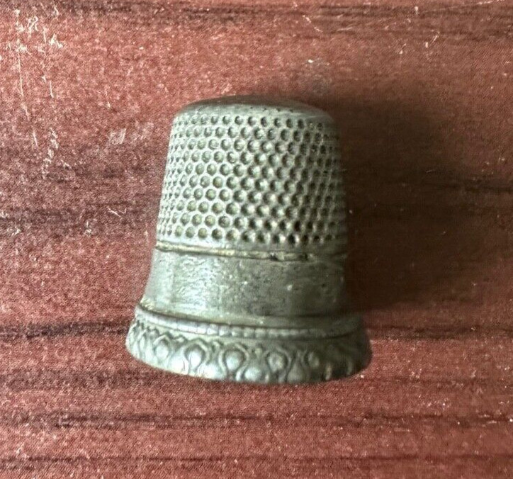 Antique Sterling Silver Thimble Size 9 Beautiful Unique Ornate