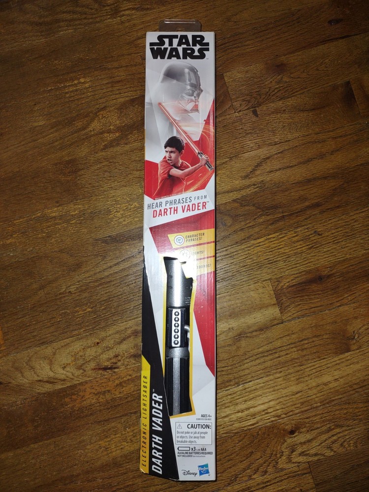 Star Wars Darth Vader Electronic Red Lightsaber NEW Unopened