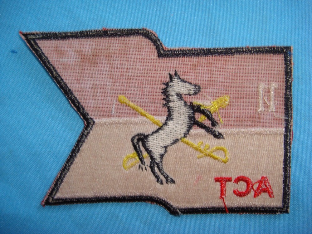 VIETNAM WAR PATCH, US 11th ACT AIR CAVALRY TROOP