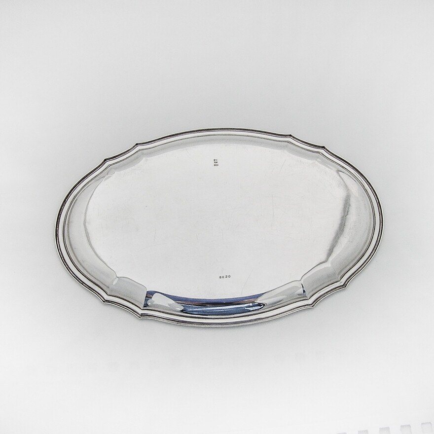 Shaped Border Oval Dresser Tray 800 Standard Silver