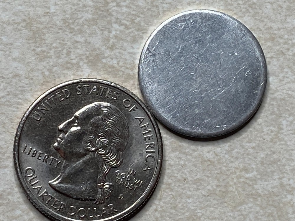 T9011 D & B Unknown Anillo Restrike Arcade Token