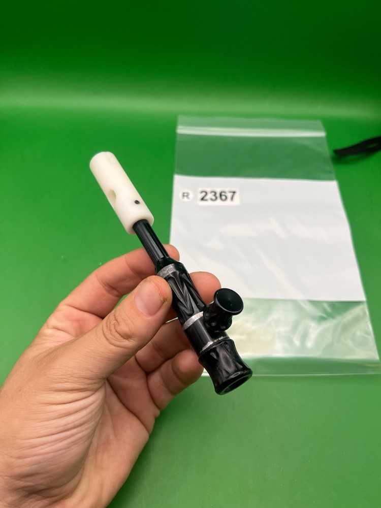 Autococker Bolt