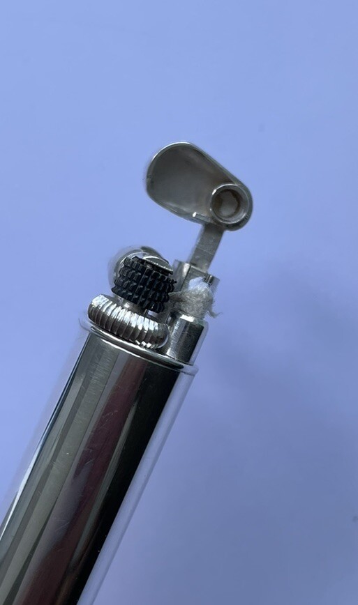 Dunhill ‘Sylph’ 6 Inch Lighter