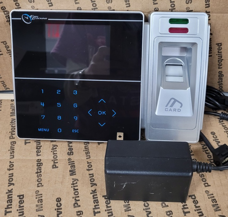 Easy Clocking EC200-W WiFi Time Clock Fingerprint/RFID Card Reader (POWERS ON)