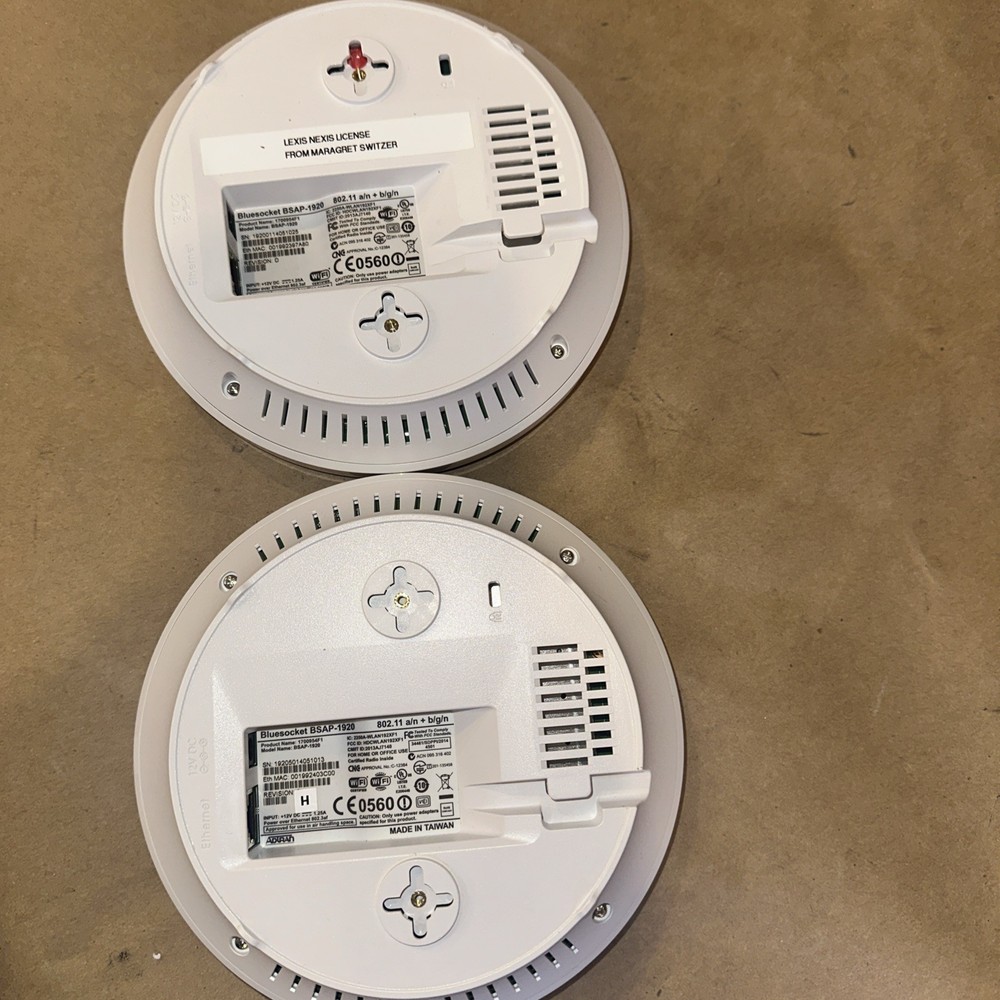 Adtran Access Points Lot of 2 – Powers On – Flashing Green Light