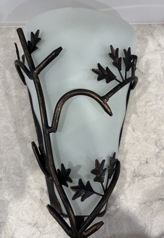 Metal Leaf Wall Sconce Battery Operated