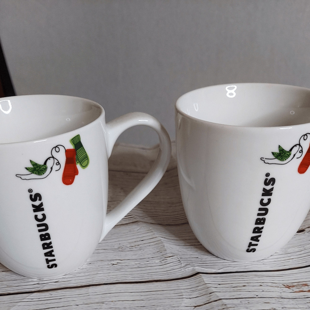 Starbucks white Christmas cups