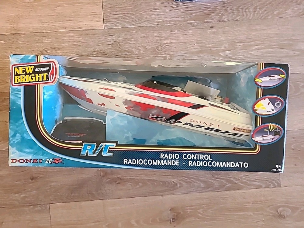 Donzi 28 Radio Control R/C Speed Boat