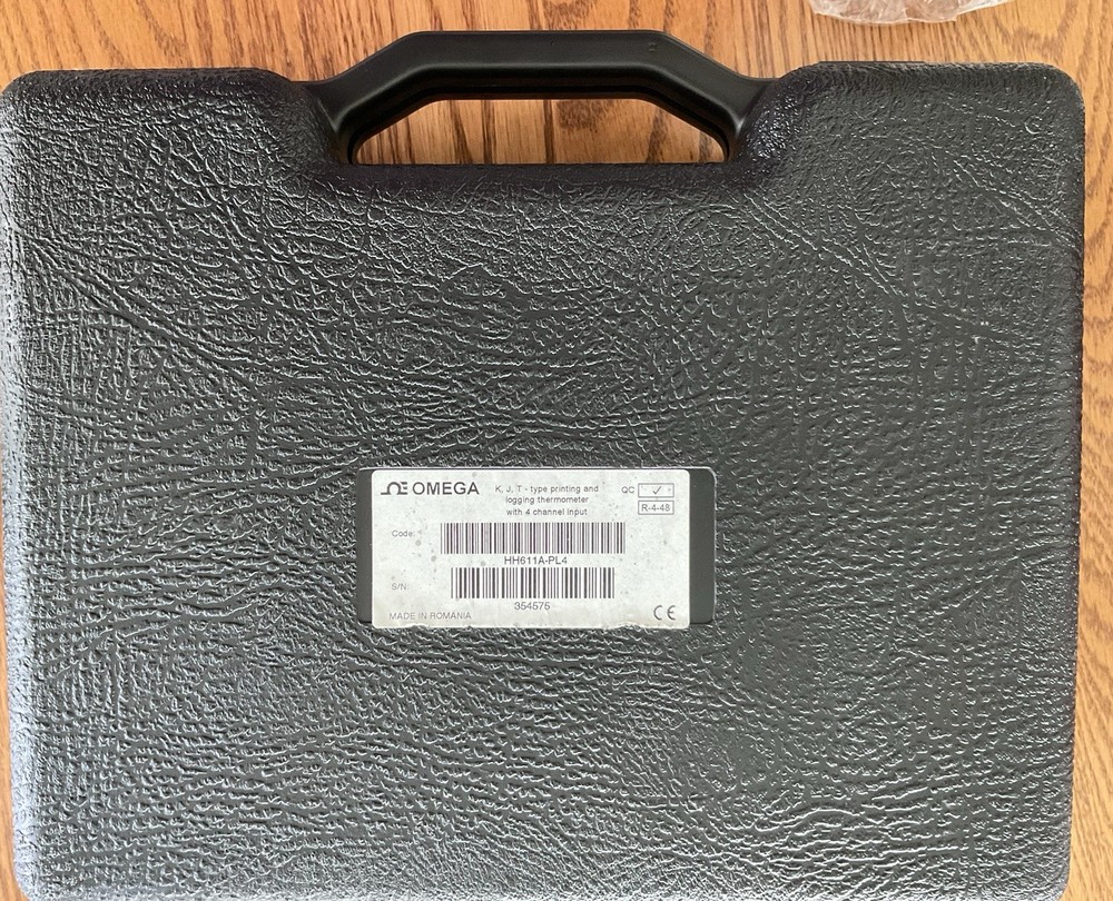 Omega HH611PL4F Microprocessor K -Thermocouple Printing Logging Thermometer