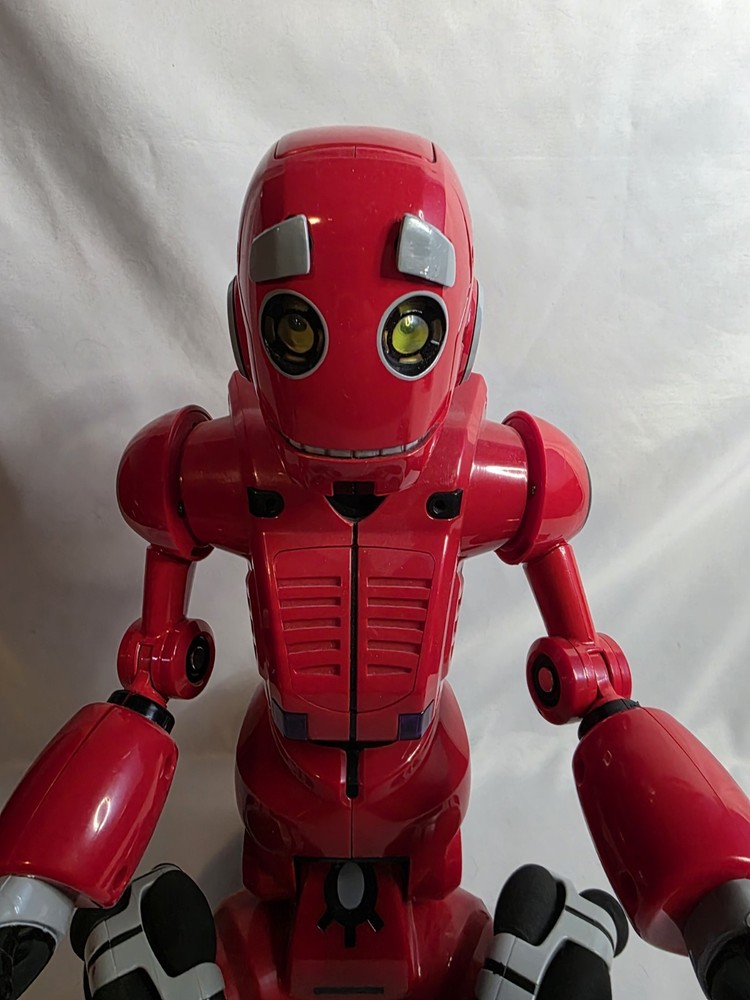 WowWee Tribot Talking Interactive Robot & Remote Control 15” Tested