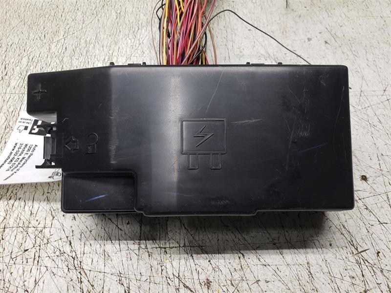 LUCERNE 2006 Fuse Box Cabin 1029487