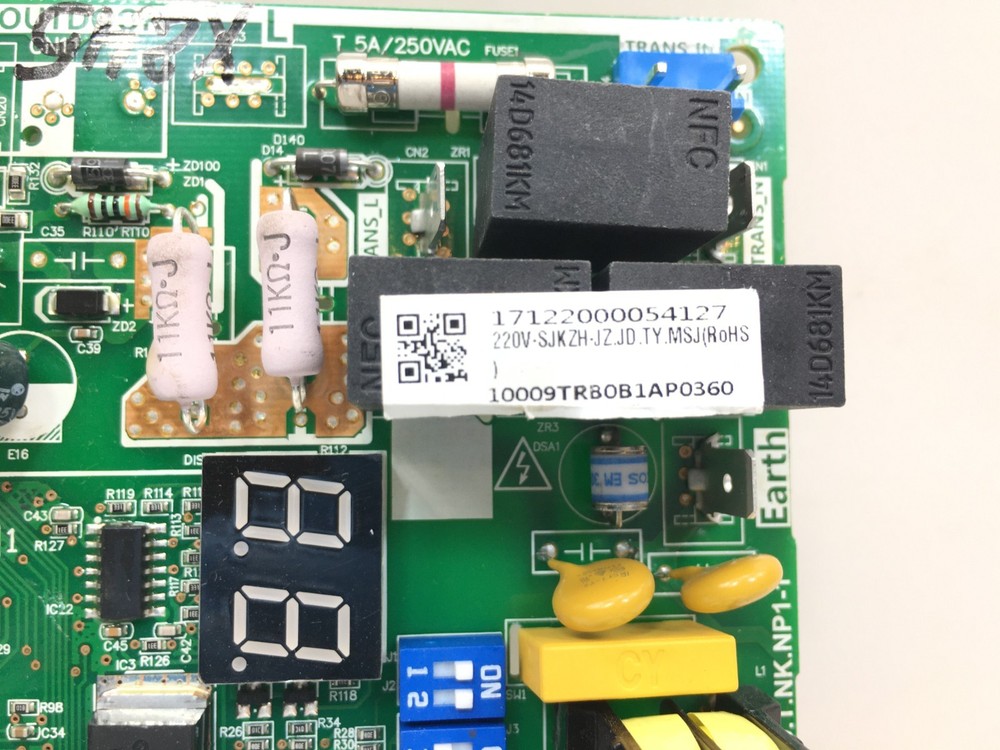 Carrier 17122000054127 Interface Control Board used #X245