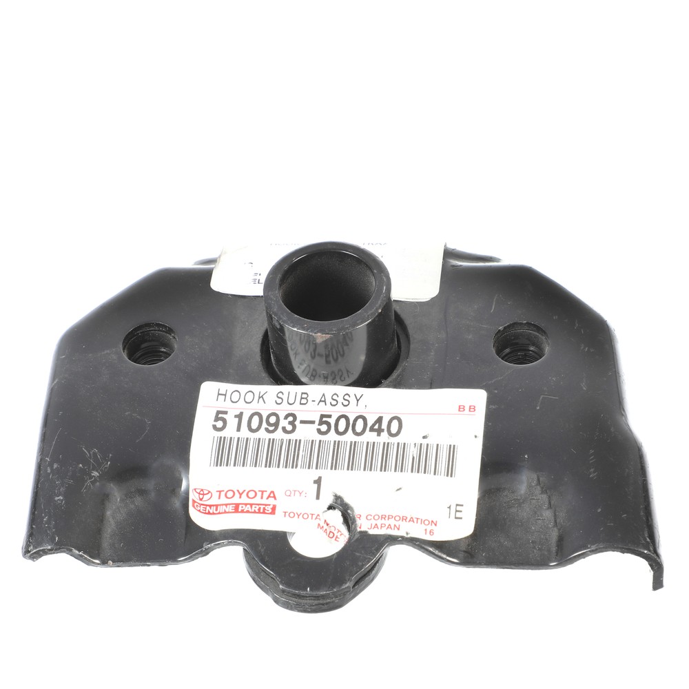 Genuine Lexus Rail End 51093-50040