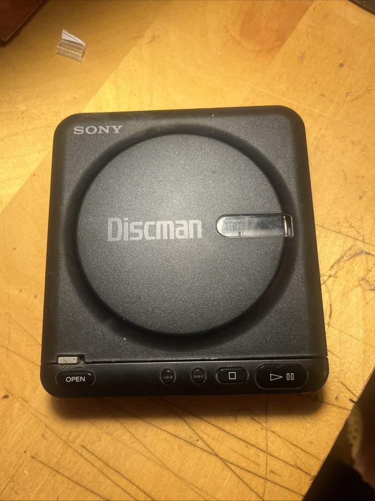 Sony Discman D-2 Compact Portable CD Player Walkman Parts Only Read