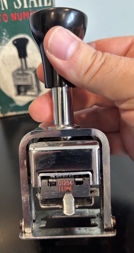 VTG Penn State Auto Number Automatic NUmbering Machine W/ Original Box Paperwork