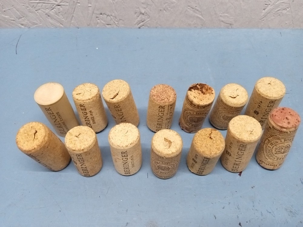 Lot of 14 Beringer Wine Corks (LL)