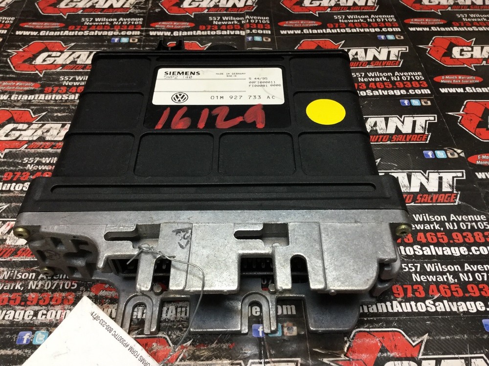 1996 96 VOLKSWAGEN VW JETTA MK3 TRANSMISSION COMPUTER CONTROL MODULE TCU