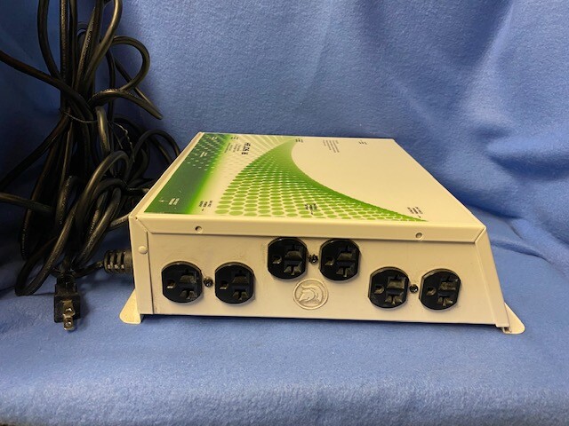 Titan Controls Helios 18, 240V 12 HID Light Controller w/ Dual Trigger Cords