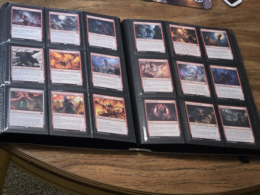 4x Playset - Midnight Hunt Set w/Binder - Unplayed - Unique