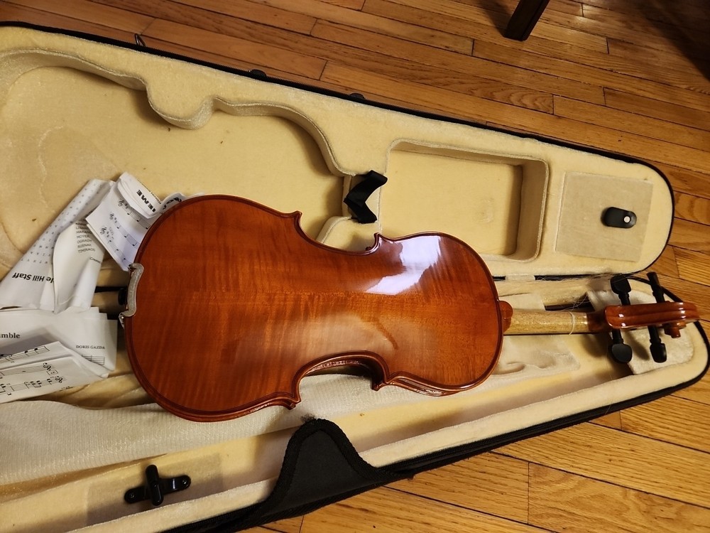 Used violin 