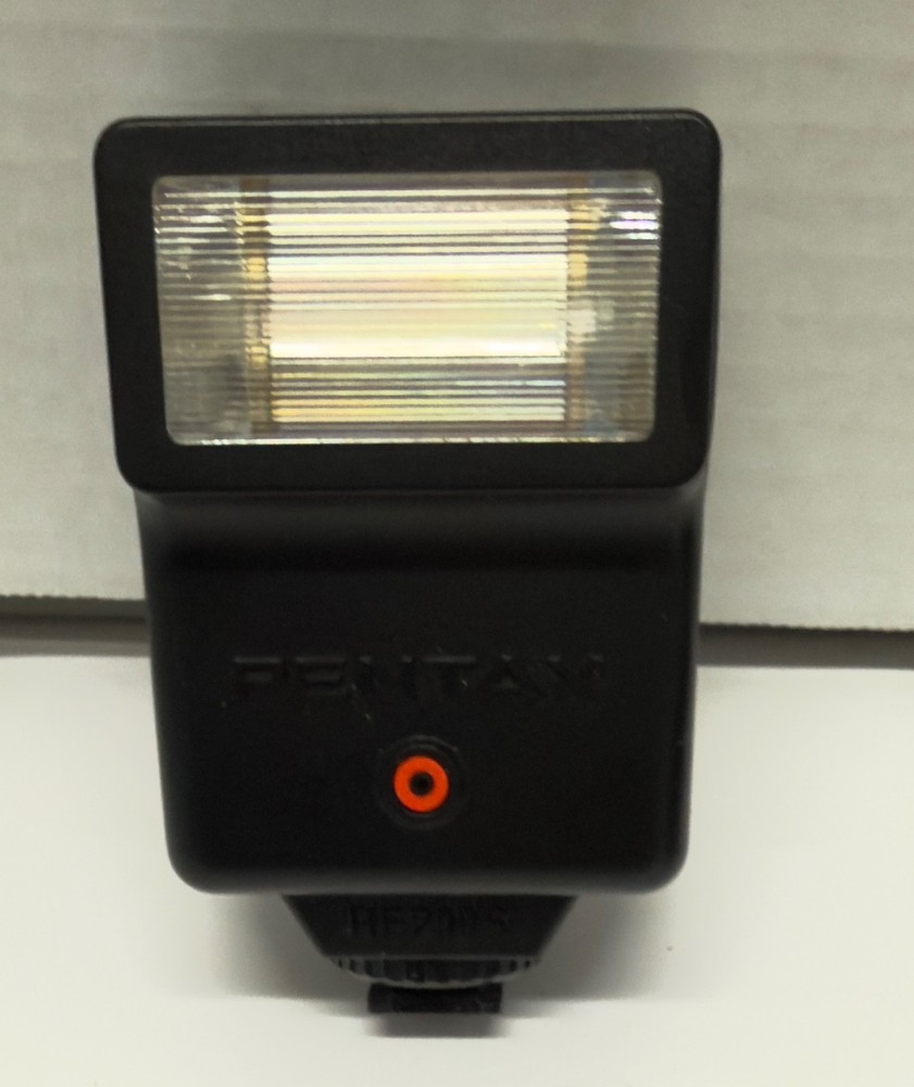 ASAHI PENTAX AF200S AUTOMATIC FLASH UNIT + CASE + INSTRUCTION BOOKLET UNTESTED