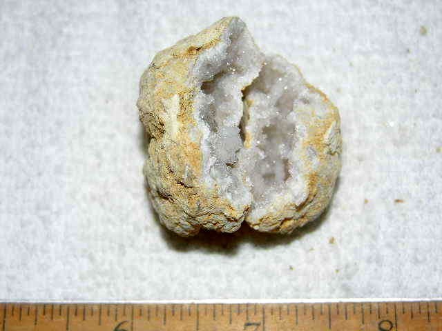 Geode pair opened with crystal centers 1.75 inch G10