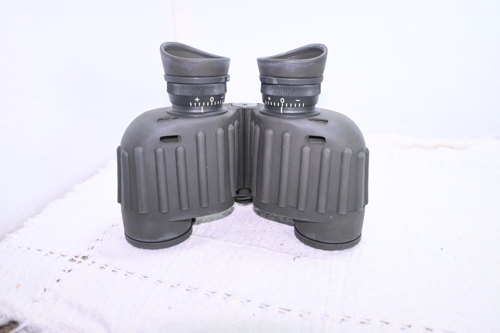 Steiner Predator binoculars made in Germany with case